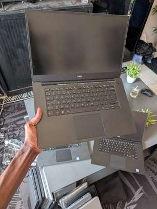 Gamer Dell xps i5 8th gen/ 512gb /16gb ram /gtx1050 image 5