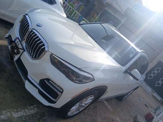 BMW X5 2019 image 2
