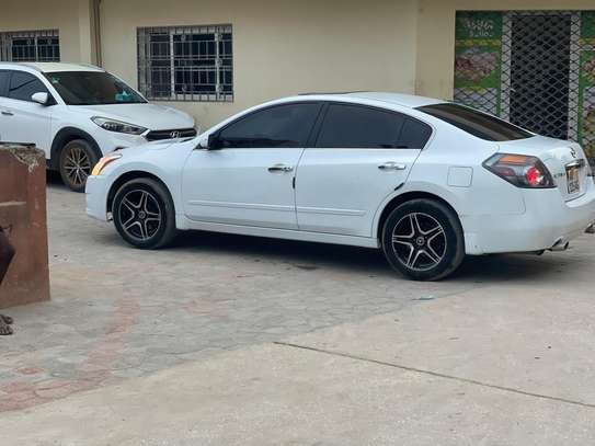Nissan Altima 2012 image 4