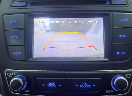 Hyundai Santafé image 10