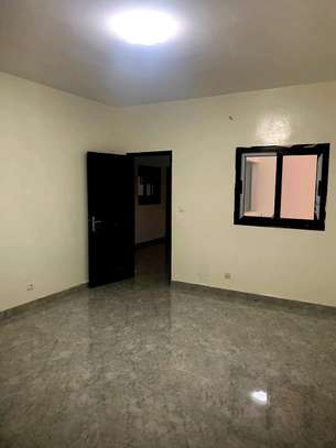 APPARTEMENTS NEUFS DE 2 CHAMBRES A THIES VILLE image 7