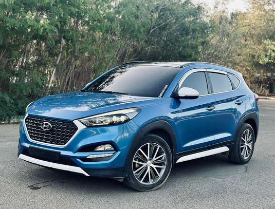 Hyundai Tucson 2017 Limited image 3
