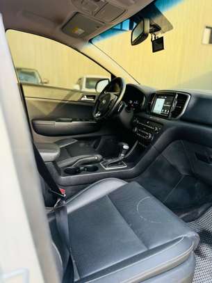 Kia Sportage 2016 image 8