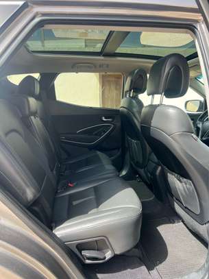 Hyundai Santafe 2017 image 10