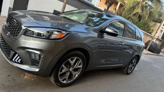 KIA SORENTO image 4