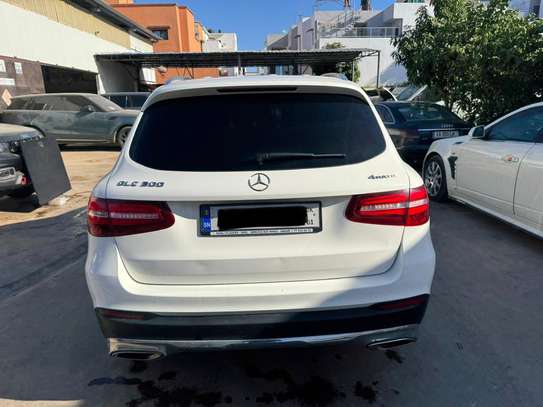 A vendre MERCEDES BENZ image 3
