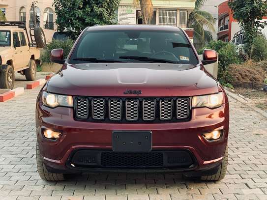 Jeep grand Cherokee 2017 image 1