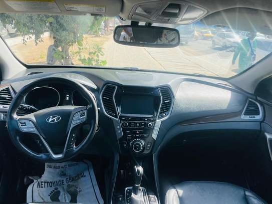 HYUNDAI SANTA FE image 14