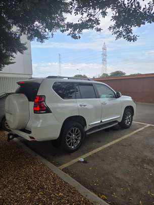 Toyota Land Cruiser Prado – Full option – Parfait état image 4