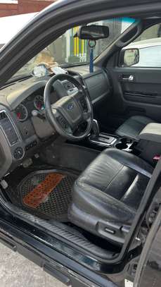 Location Ford Escape 20 000 frs/jour image 1