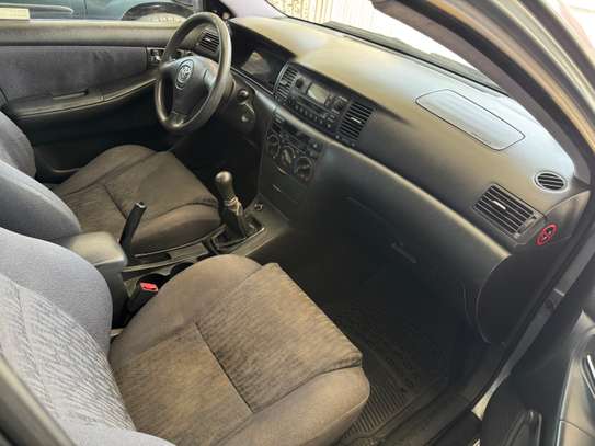 Toyota Corolla image 2