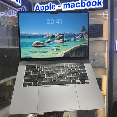 MacBook Air M3 (2024) 15 Pouces Ram 16Go image 3