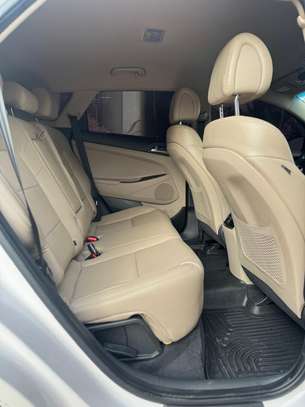 Hyundai tucson 2017 image 9