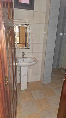 Appartement F3 à louer à Fass image 9