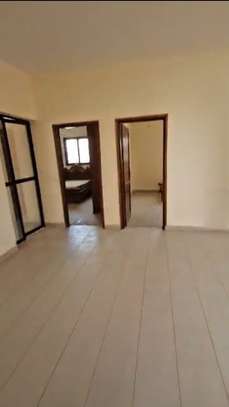 SUPERBE VILLA R+1 TIVAOUANE OUOLOF (THIES) image 4