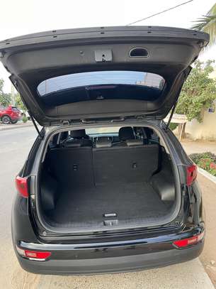 2018 Kia Sportage 4th Gen - All Black image 6