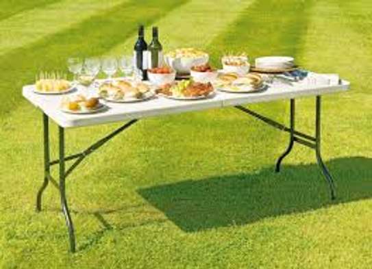 Table pliante pour  fêtes et événements 2.40M image 1