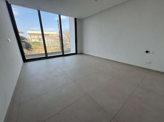Apparemment à louer a fan résidence 4 chambres image 5
