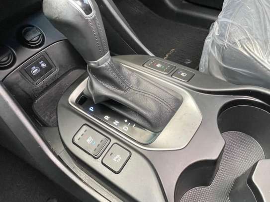 HYUNDAI SANTAFE 2017 image 13