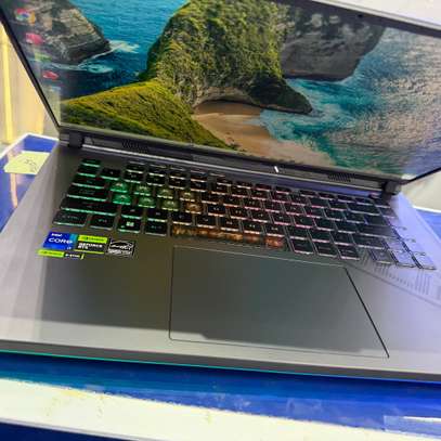 ASUS ROG STRIX G16 RTX 4060 CORE i7 13th Gen image 6