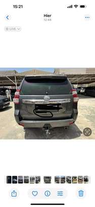 Toyota land Cruiser image 2