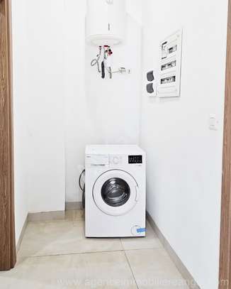 Ref_3405_GL Appartement meublé à louer au point E image 9