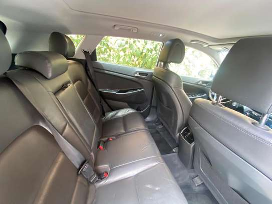 Hyundai Tucson image 6