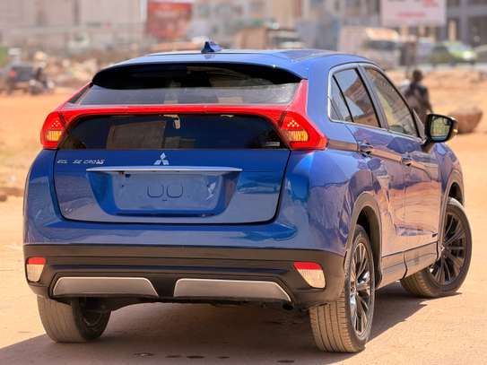 MITSUBISHI ECLIPSE 2018 image 5