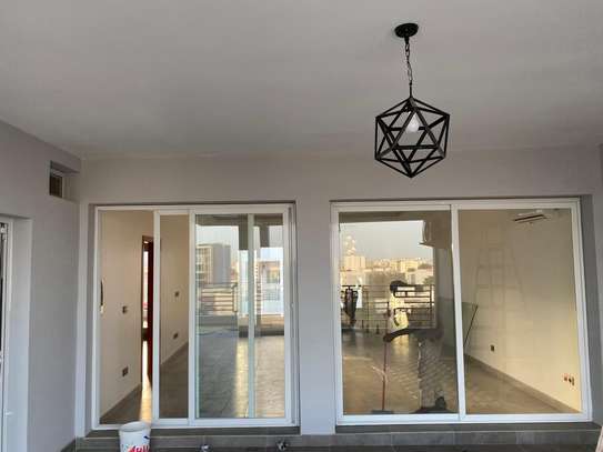 F6 en Triplex corniche Ouakam image 11