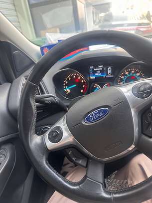 Ford escape image 5