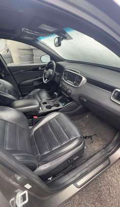 Kia sorento 2018 image 2