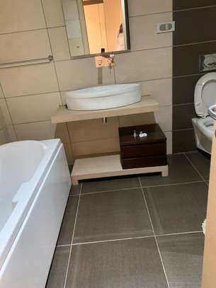 Fann-Mermoz – Appartement F4 moderne à louer image 12