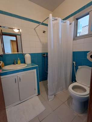 SOTRAC MERMOZ - F4 meublé image 12