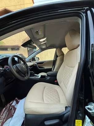 Toyota Rav4 XLE hybride 2022 image 7