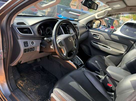 Mitsubishi L200 2020 image 6