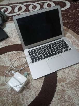 MacBook Air 2012, core i5 image 2