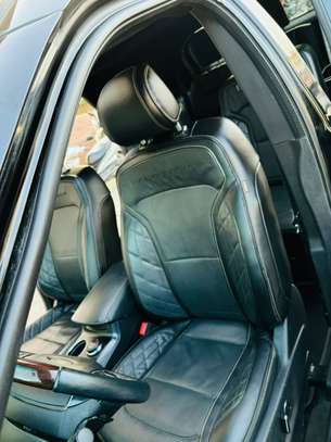Ford Explorer Limited 2017 image 12