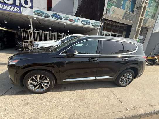 Hyundai santafe 2020 image 3
