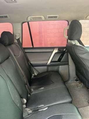 PRADO CLIMATISEE A VENDRE/ 2010 image 3