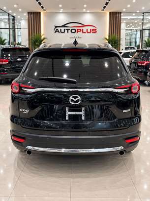 Mazda cx9 Signature 2018 image 3
