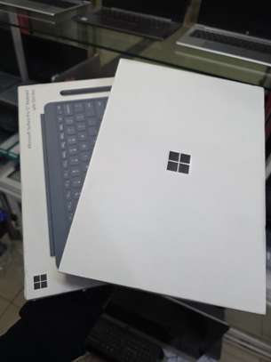 Microsoft Surface Pro 12 2026 image 10