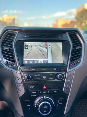 HYUNDAY SANTAFE 2017 Version 4x4 Full Options image 14