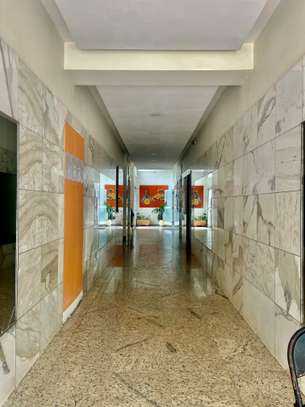 Appartement F4 à louer à Fann image 11