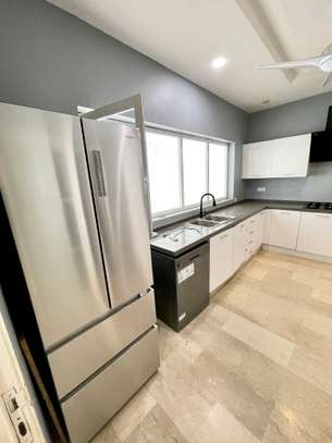 Appartement à louer a la Cité Cheikh Amar image 10