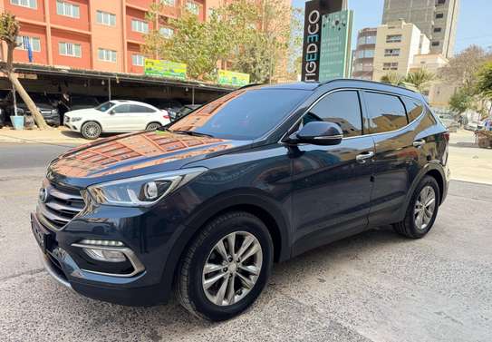 Hyundai santafe 2016 image 2