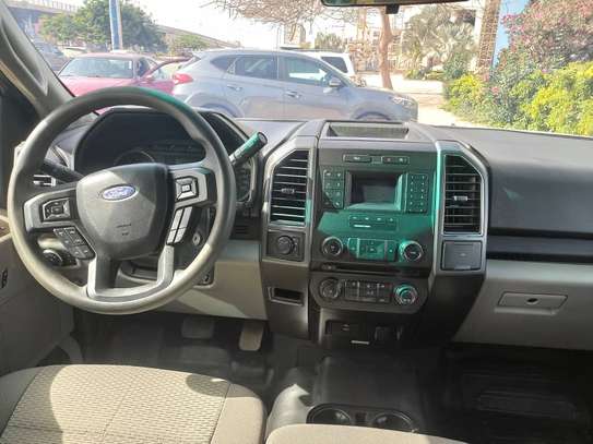 Ford f 150 image 4