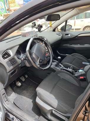 CITROEN C 4 VENANT DEJA DEDOUANE image 9