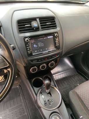 Mitsubishi RVR black edition image 6