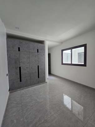 Appartement NEUF F4 À Mermoz image 11