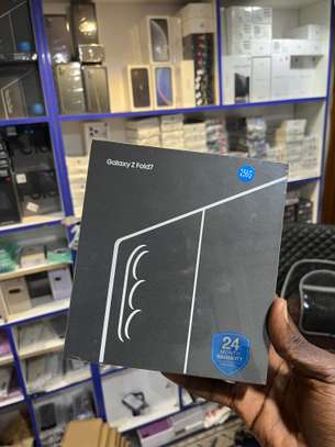 Samsung Galaxy Z fold 7 image 2